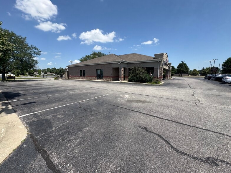 More Photos Of 2306 IFCU way, Lafayette Auto Dealership For Sale