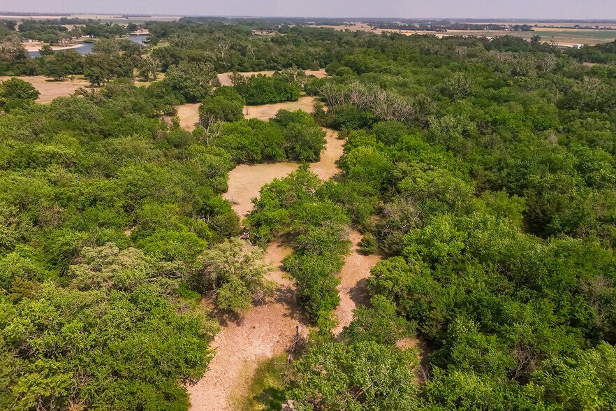 More Photos Of 9111 Long View Road, Burrton Land For Sale