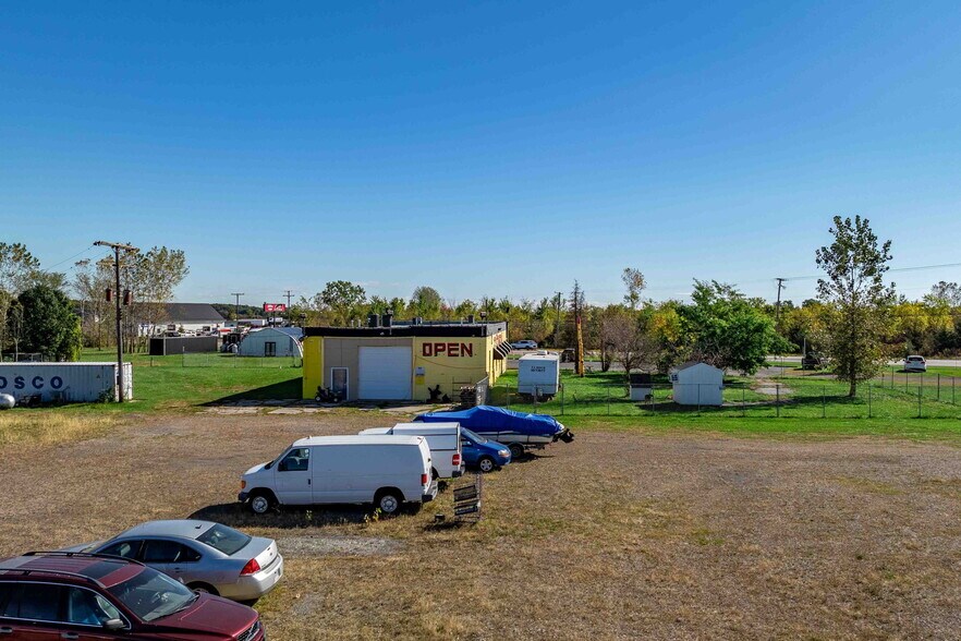 More Photos Of 10125 Telegraph Rd, Carleton Freestanding For Sale