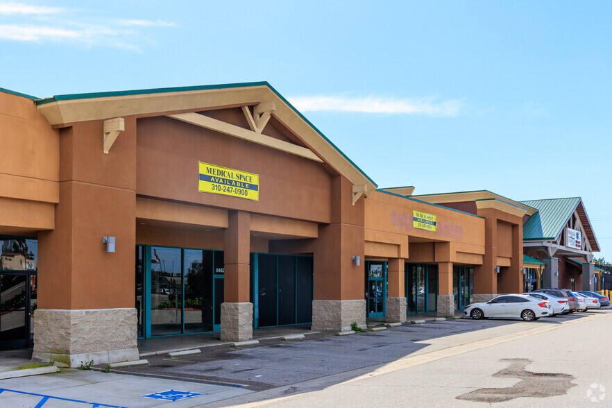 More Photos Of 6404-6514 South St, Lakewood Unknown For Lease