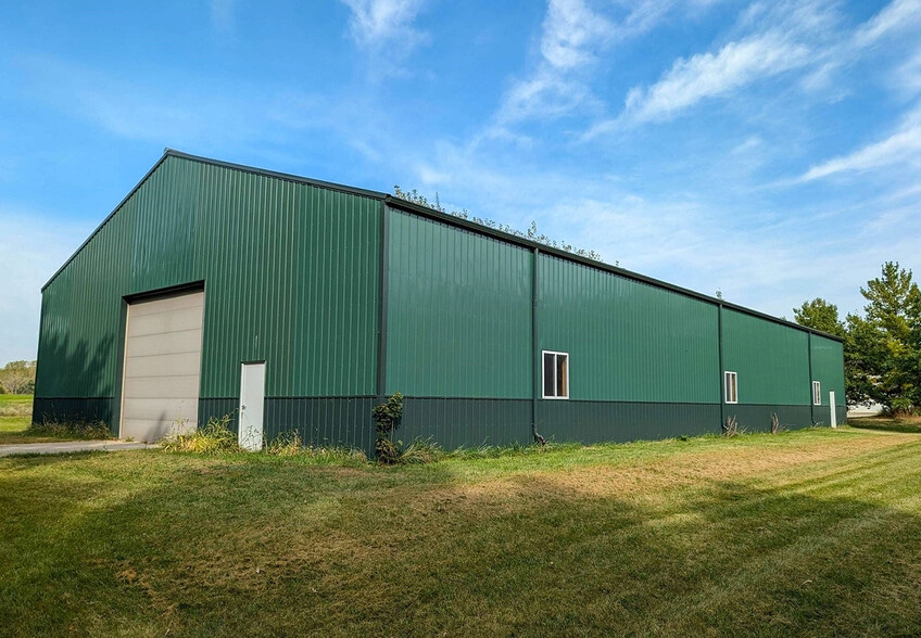 More Photos Of 2601 Iverson Rd, Stoughton Warehouse For Sale