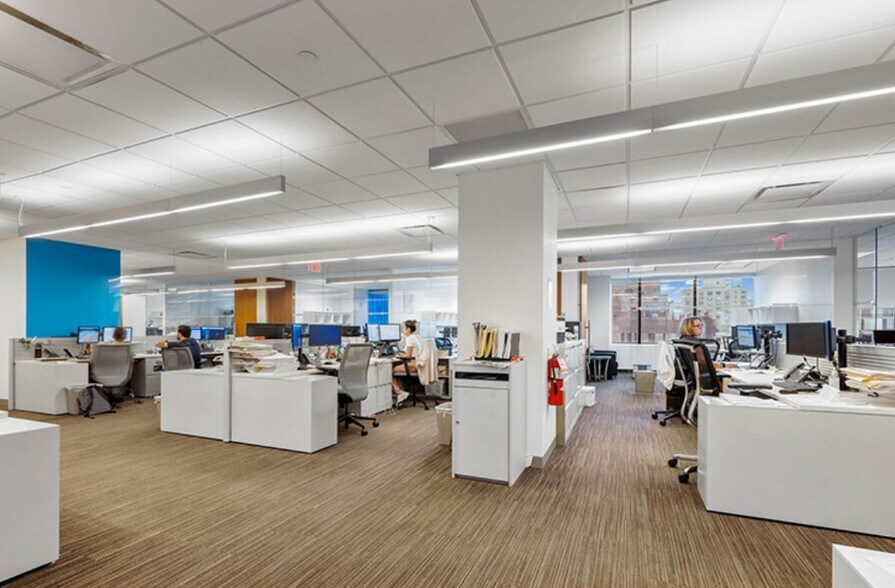 More Photos Of 622 Third Ave, New York Office For Lease