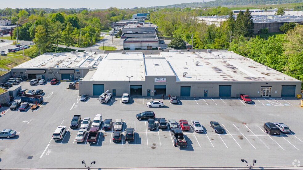 More Photos Of 100 Cockeysville Rd, Hunt Valley Flex For Lease