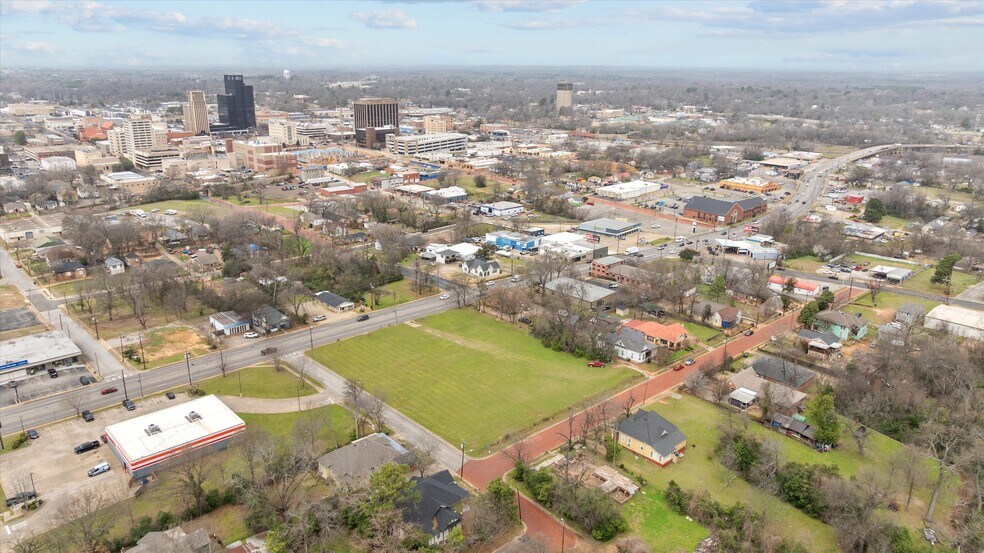 More Photos Of 208 Beckham ave, Tyler Land For Sale