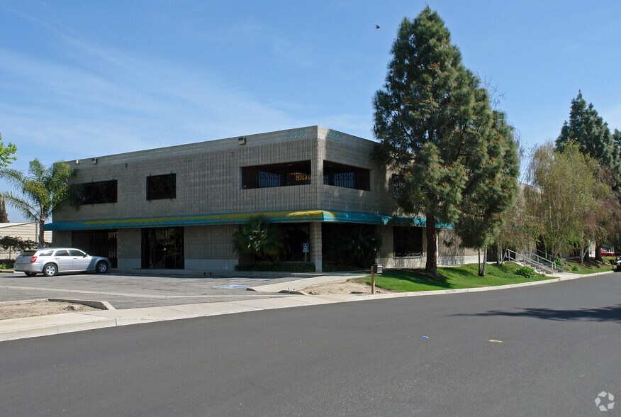 Primary Photo Of 5555 Tech Cir, Moorpark Warehouse For Lease