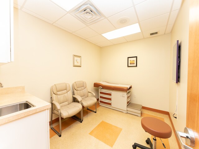 More Photos Of 1051-1103 W Sherman Ave, Vineland Medical For Lease