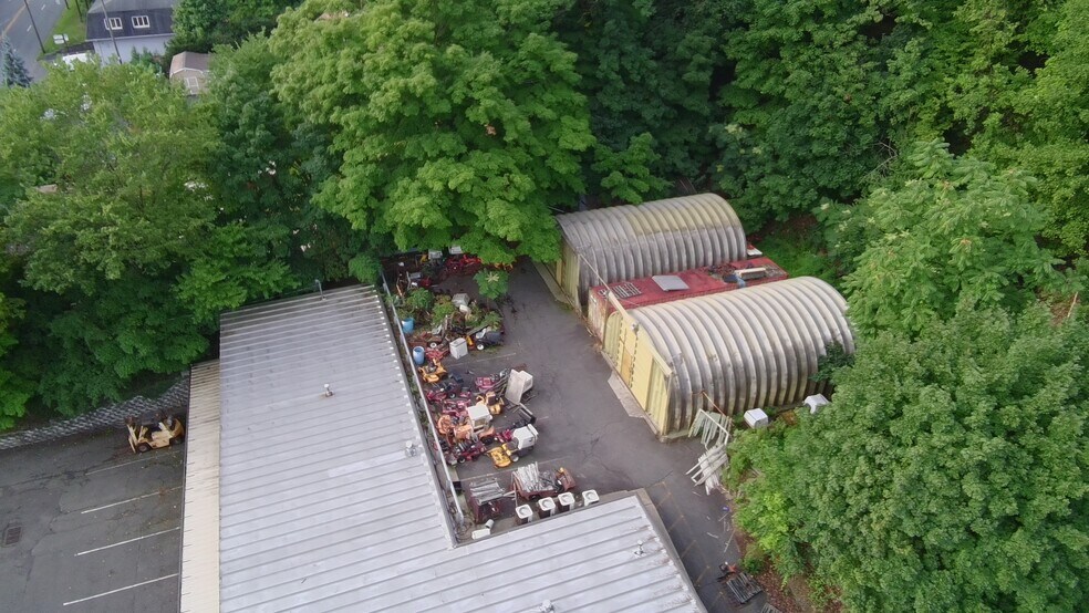 More Photos Of 1190 Pompton Ave, Cedar Grove General Retail For Sale