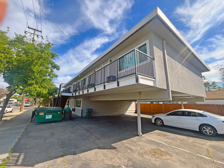 More Photos Of 248 W Oak St, Stockton Apartments For Sale