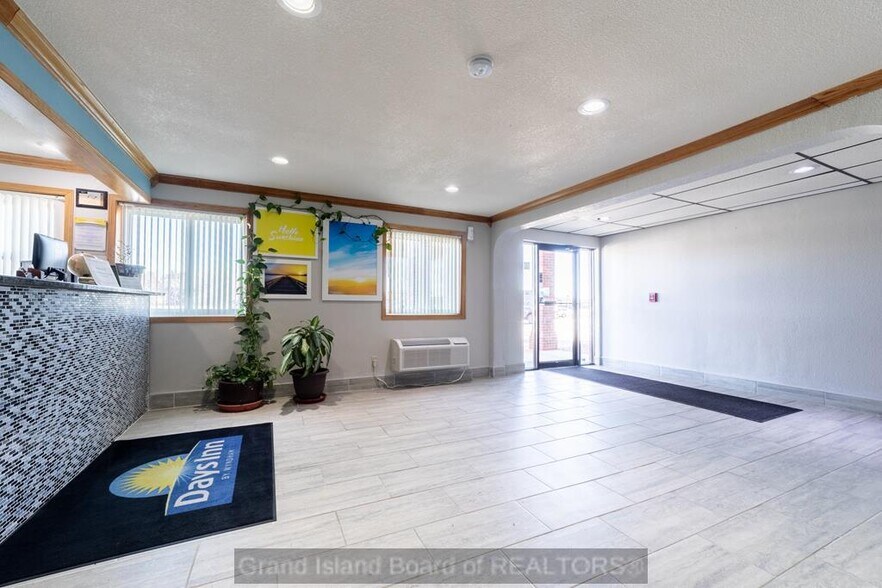 More Photos Of 2620 N Diers Ave, Grand Island Hotel For Sale