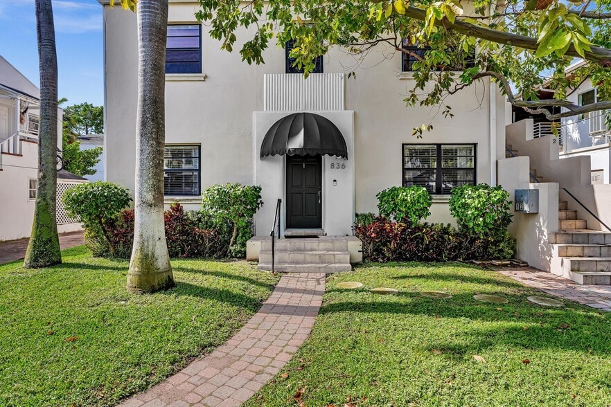 Primary Photo Of 836 W 40th St, Miami Beach Apartments For Sale