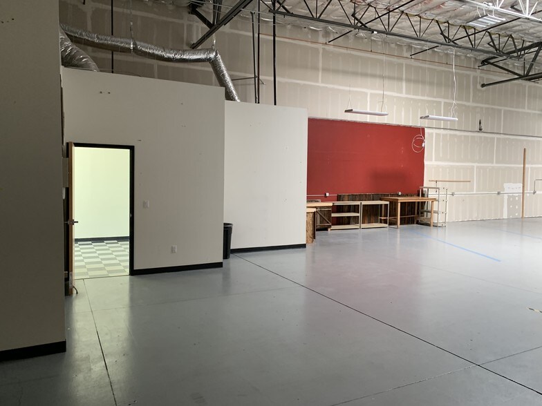 More Photos Of 2222 Park Pl, Minden Warehouse For Sale