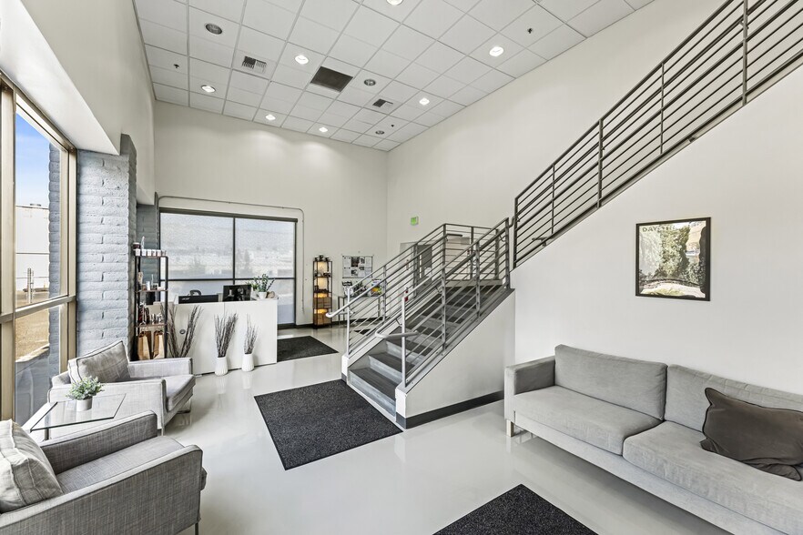 More Photos Of 2 Eric Cir, Verdi Warehouse For Sale