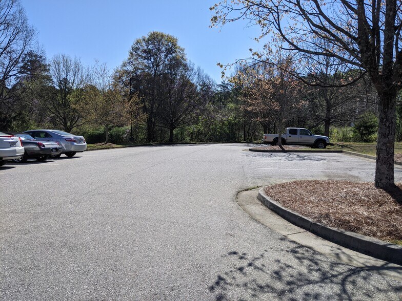 More Photos Of 1150 Julian Dr, Watkinsville Office For Lease