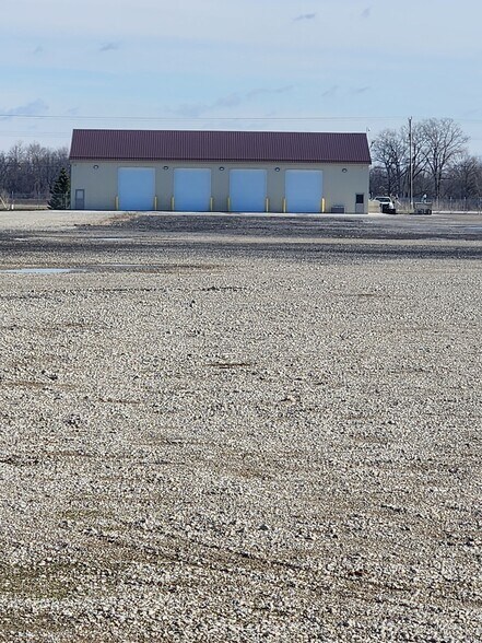 More Photos Of 7803 N Ann Arbor Rd, Dundee Truck Terminal For Sale