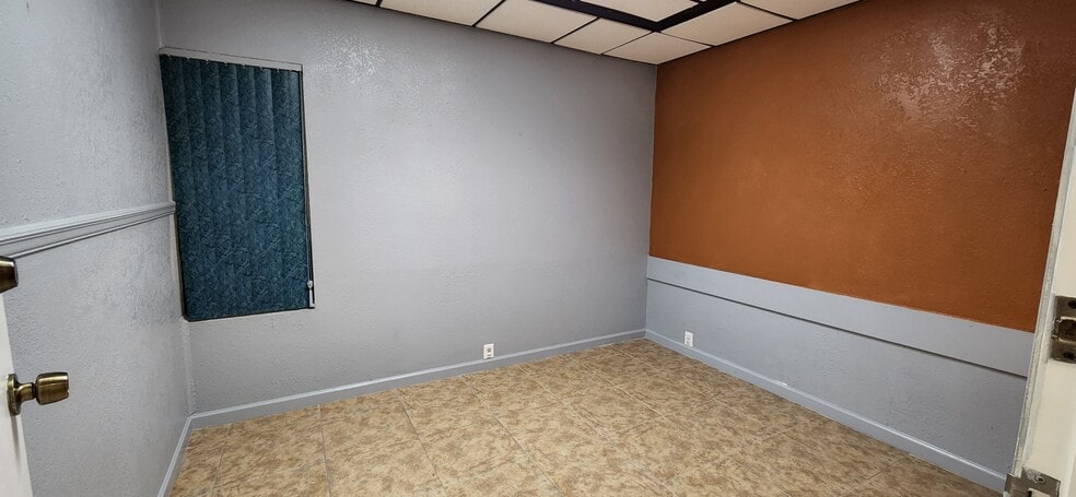 More Photos Of 7800 W Oakland Park Blvd, Sunrise Medical For Sale