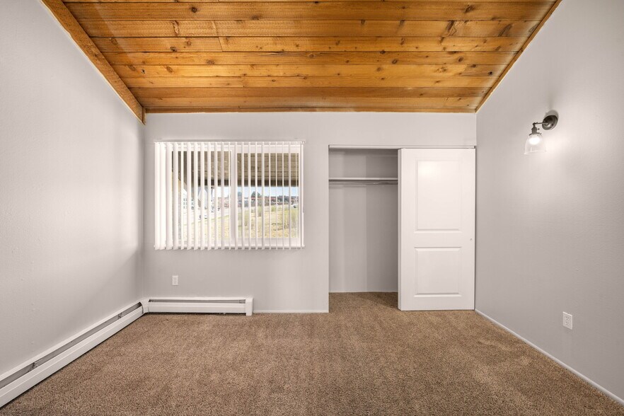 More Photos Of 3349 E Fountain Blvd, Colorado Springs Apartments For Sale