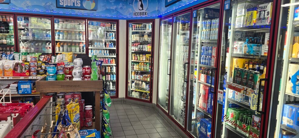 More Photos Of 1190 Clear Lake City Blvd, Houston Convenience Store For Lease