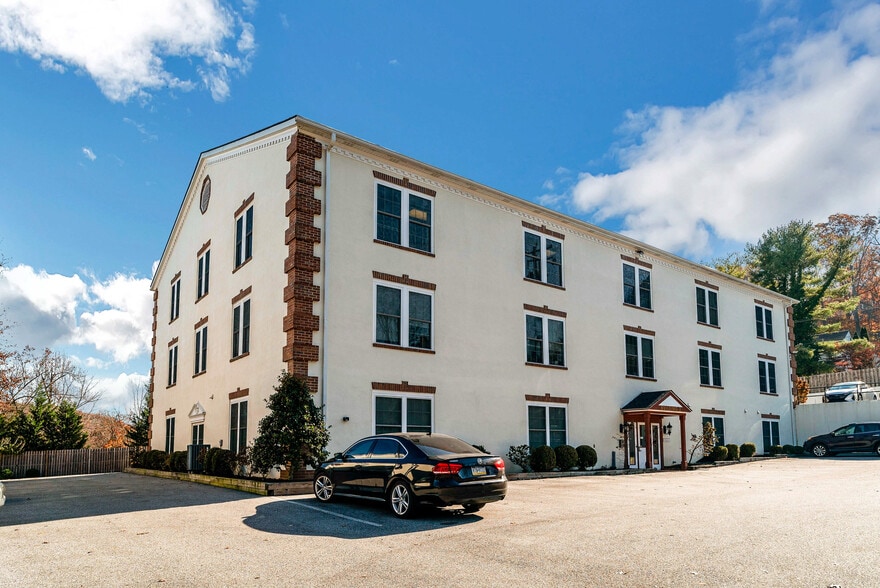 Primary Photo Of 11 Davis Rd, Phoenixville Apartments For Lease