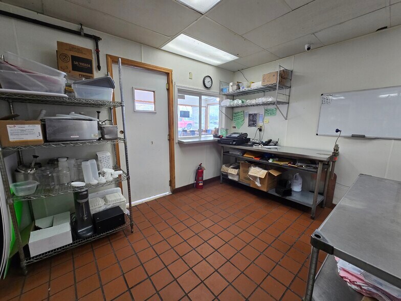 More Photos Of 365 E Main St, Waterloo Town Restaurant For Sale