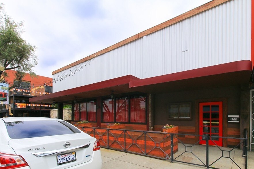 More Photos Of 201 E 2nd St, Pomona Storefront For Sale
