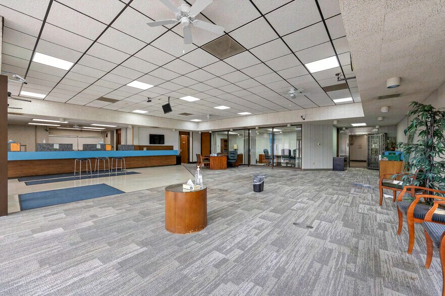More Photos Of 6100 Troost Ave, Kansas City Storefront Retail Office For Sale