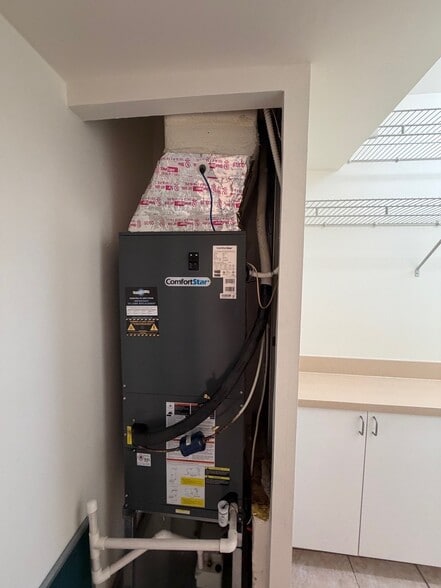 More Photos Of 16115-16155 SW 117th Ave, Miami Light Distribution For Sale