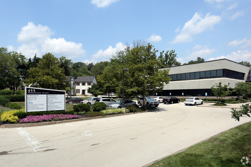 Primary Photo Of 455 Pennsylvania Ave, Fort Washington Office For Lease