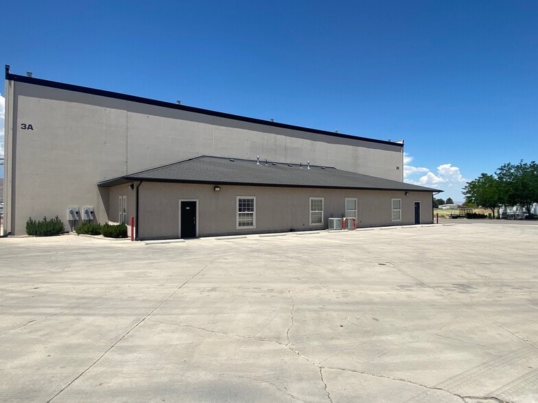 More Photos Of 810 W Utah Ave, Payson Warehouse For Sale