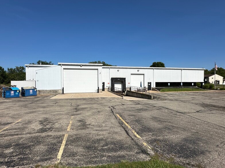 More Photos Of 101 E Roosevelt Ave, Zeeland Manufacturing For Lease