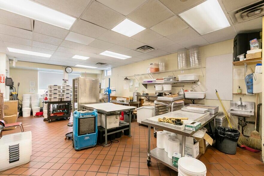 More Photos Of 202 Neponset Valley Pky, Hyde Park Storefront For Sale