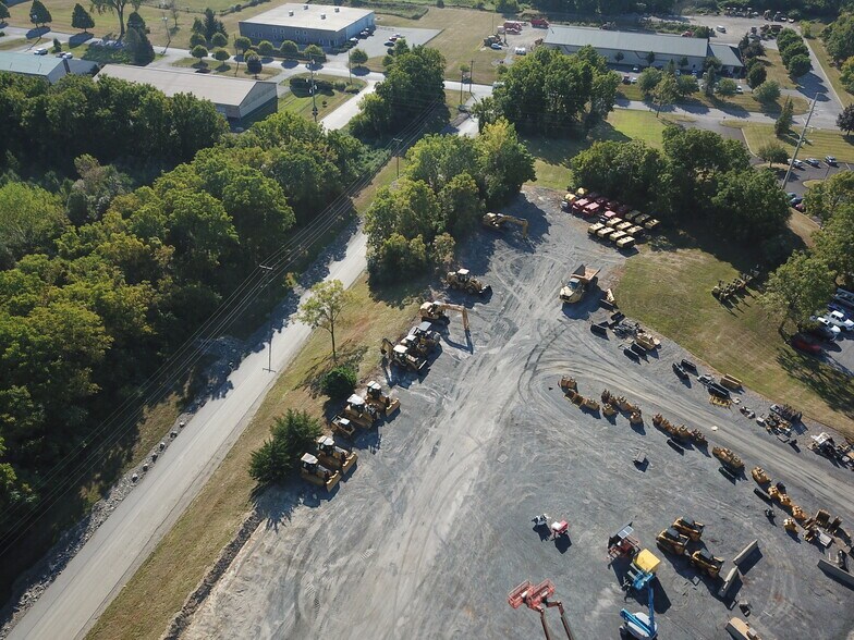 More Photos Of 5102 Beekmantown Dr, Whitehall Warehouse For Lease