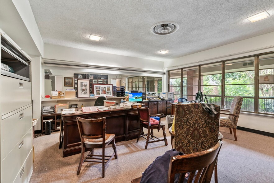 More Photos Of 3511 Linkwood Dr, Houston Religious Facility For Sale