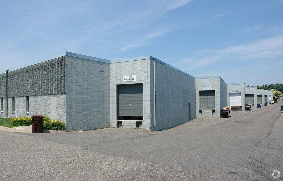 More Photos Of 5249 W 73rd St, Edina Light Distribution For Lease