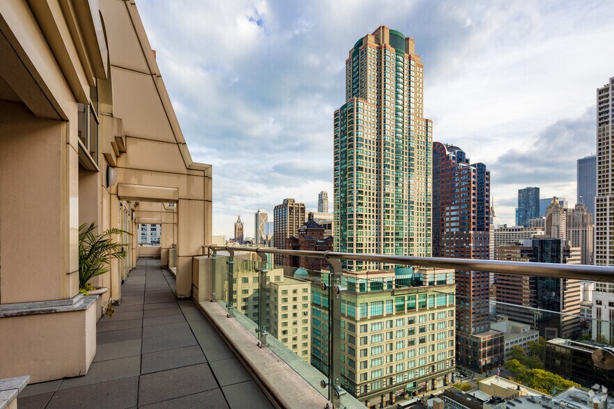 More Photos Of 747 N Wabash Ave, Chicago Apartments For Lease