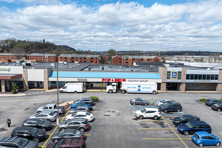 More Photos Of 136 McKees Rocks Plz, McKees Rocks Unknown For Lease