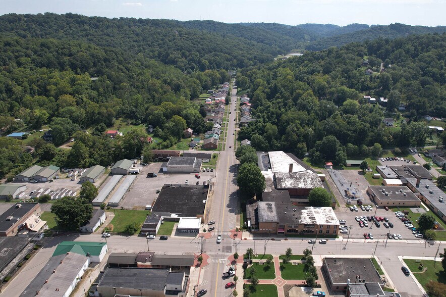 More Photos Of 302 21st St, Nitro Office Residential For Sale