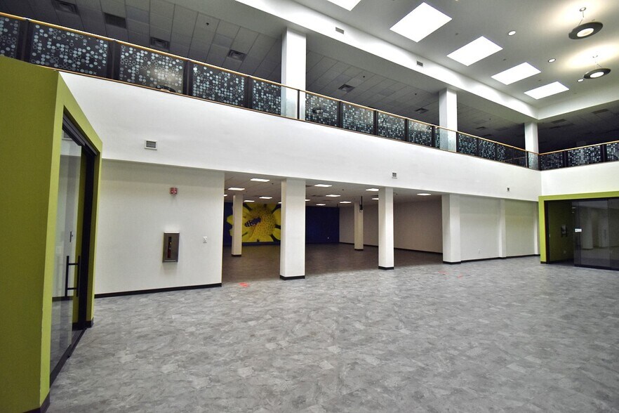 More Photos Of 6175 Technology Pky, Midland Office For Lease