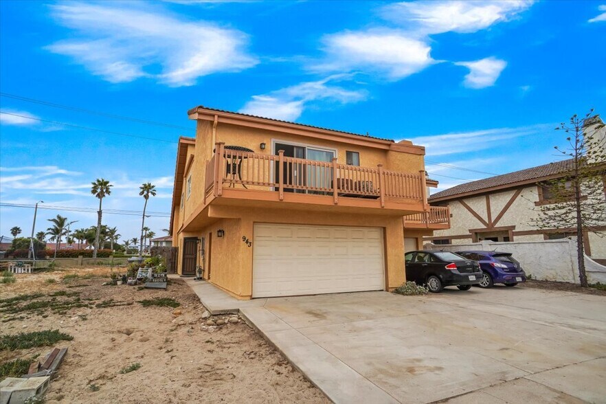 More Photos Of 941-943 Dunes St, Oxnard Apartments For Sale