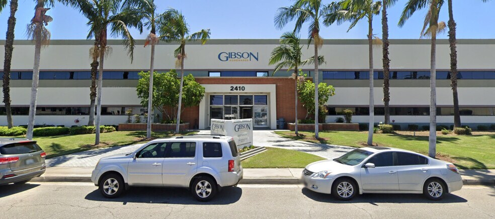 Primary Photo Of 2410 Yates Ave, Commerce Warehouse For Lease