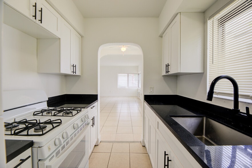 More Photos Of 1980 Biarritz Dr, Miami Beach Apartments For Sale