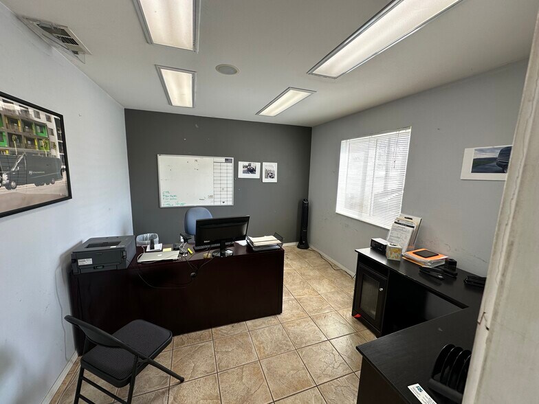 More Photos Of 13119 Inglewood Ave, Hawthorne General Retail For Sale