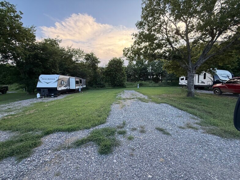 Primary Photo Of 2141 FM Hwy 64, Ladonia Trailer Camper Park For Sale