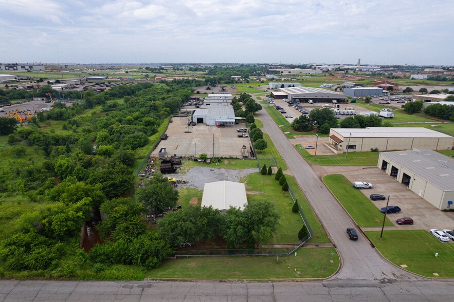 More Photos Of 6712 S Pat Ave, Oklahoma City Warehouse For Sale