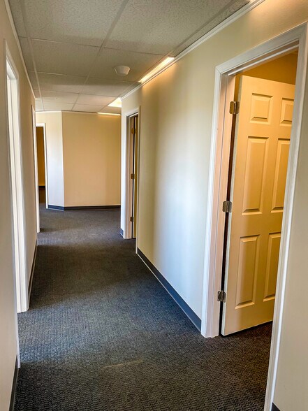 More Photos Of 14472 Commerce Park Blvd, Williston Warehouse For Sale