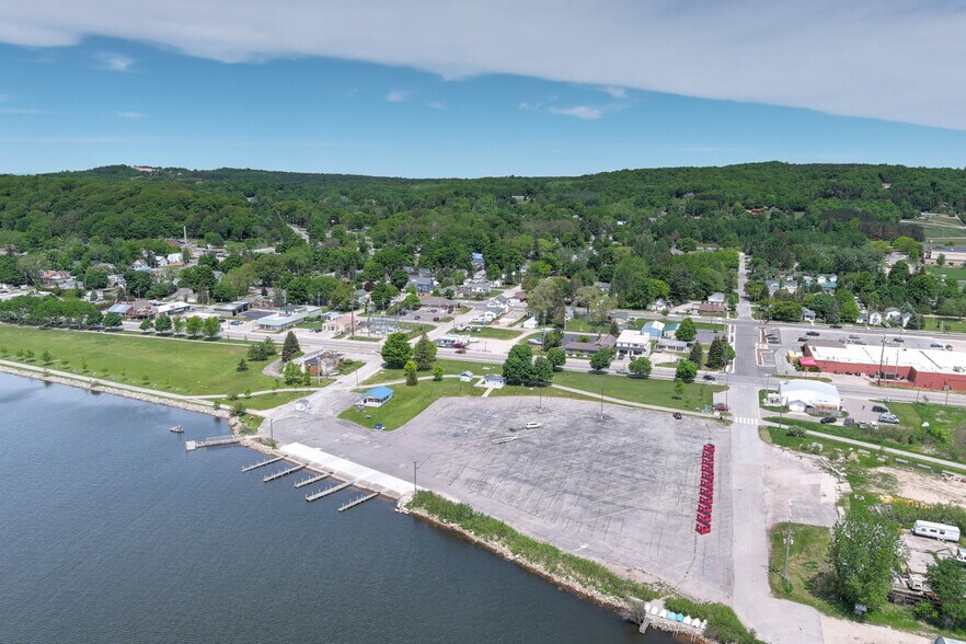 More Photos Of 903-905 Main St, Frankfort Land For Sale