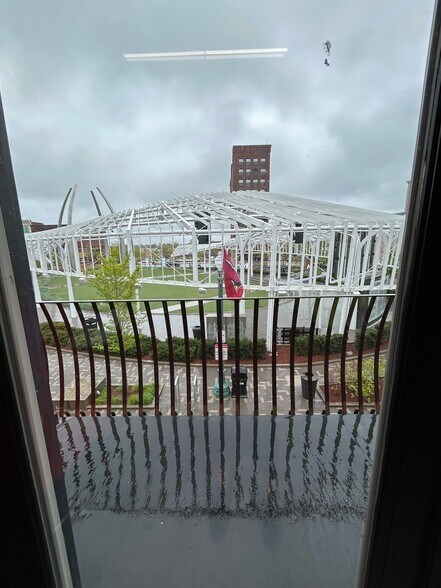 More Photos Of 309 Court Ave NW, Canton Storefront Retail Office For Lease