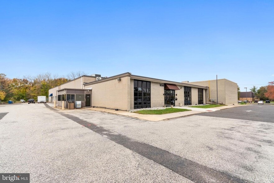 More Photos Of 1936 Olney Ave, Cherry Hill Manufacturing For Sale