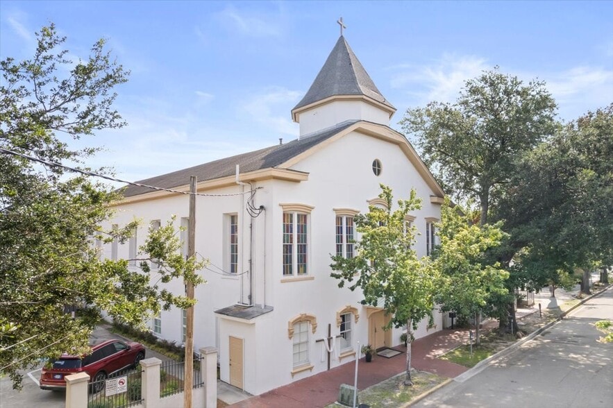 More Photos Of , Savannah Unknown For Sale