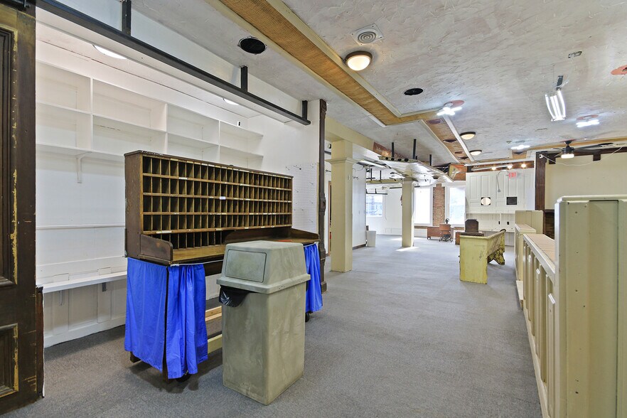 More Photos Of 105 Coal st, Mexico Specialty For Sale