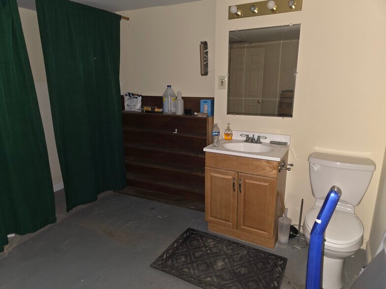 More Photos Of 43-49 Main, Bangor Office For Lease